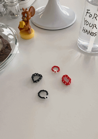 bead ring (black,red)
