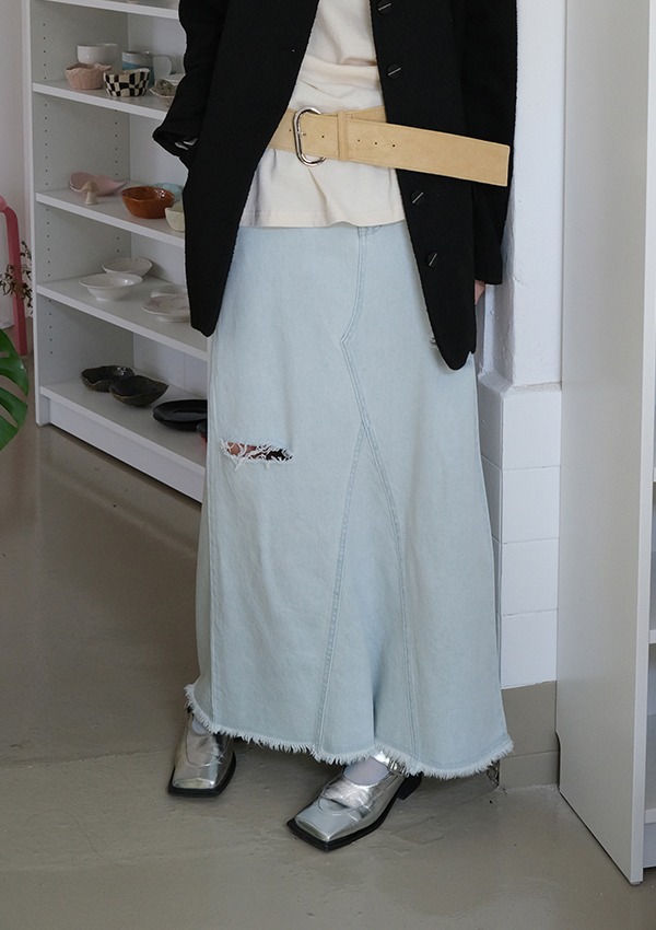 slit long denim skirt (light-blue)